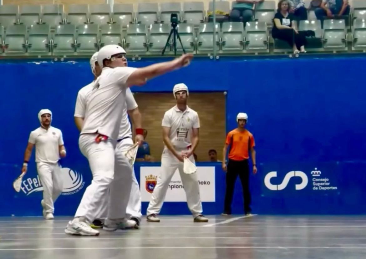 SANTIAGO HUALDE ECIOLAZA