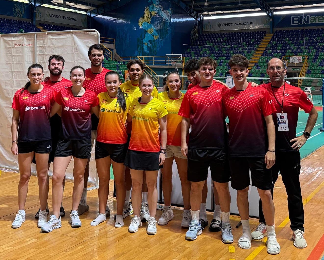 Amaia Torralba brilla en Costa Rica con la selección española de bádminton
