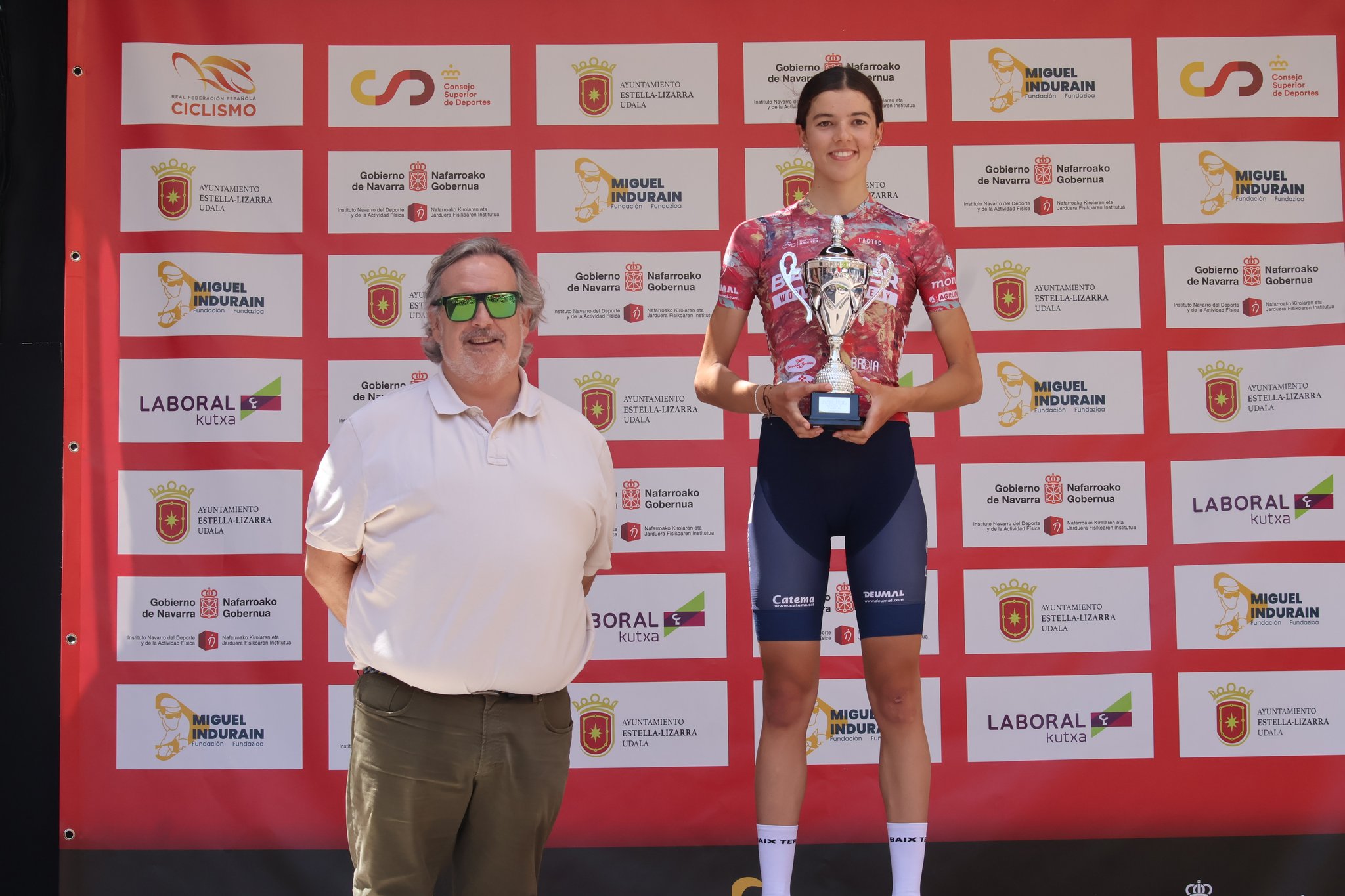 Sophie Sammons se impone en la carrera élite sub23 del VII Trofeo Femenino Ayuntamiento de Estella