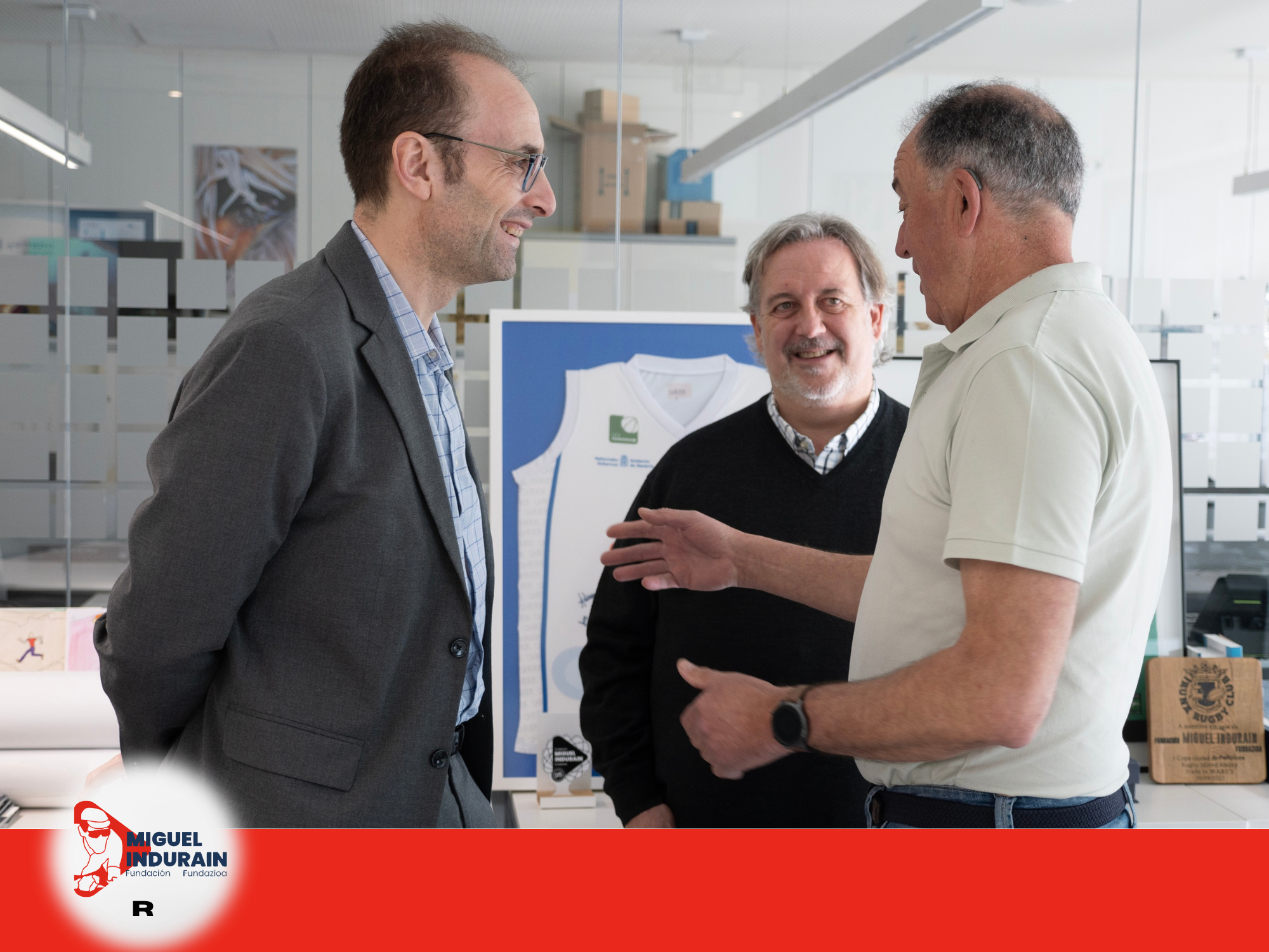 La Fundación Miguel Induráin Fundazioa firma un convenio de colaboración con el Club Ciclista Ermitagaña - 4