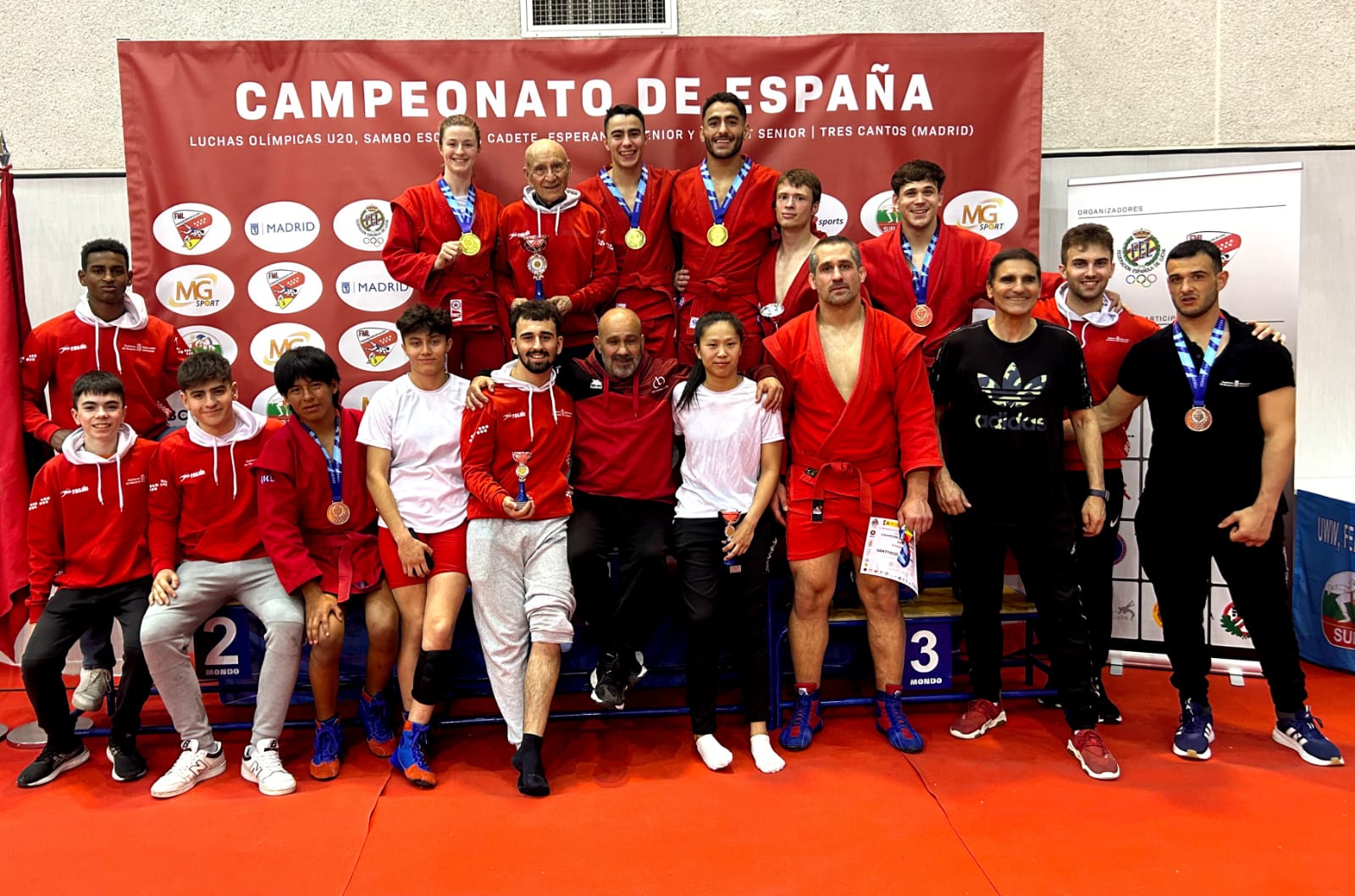 EL CLUB NAVARRO DE LUCHA, CAMPEON DE ESPAÑA POR CLUBES