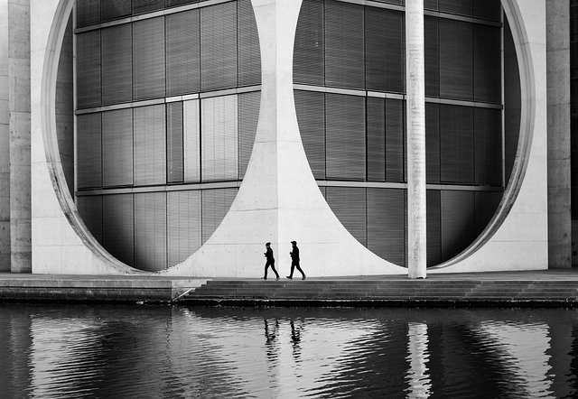 Regulación de la vuelta a la actividad física