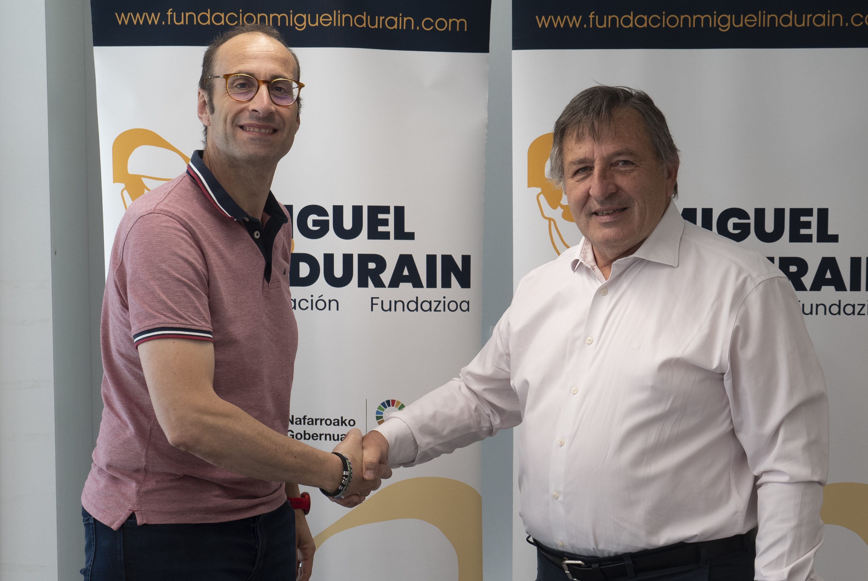 La FMIF renueva su compromiso con el rugby inclusivo firmando un nuevo convenio con el Iruña Rugby Club