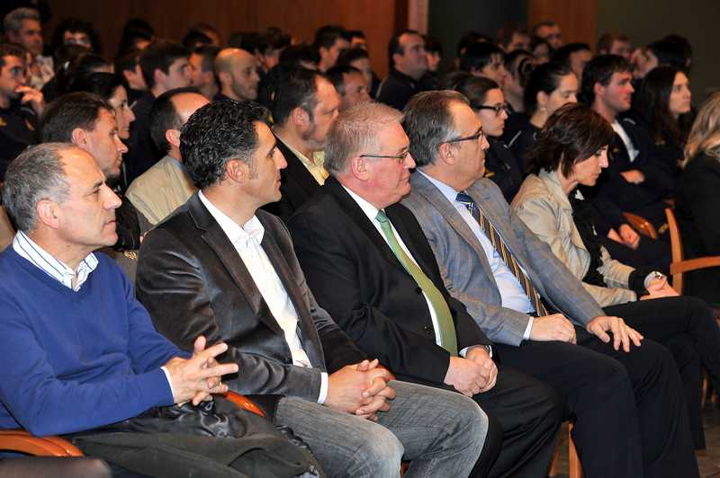 Gala Entrega Becas 2012 - 15