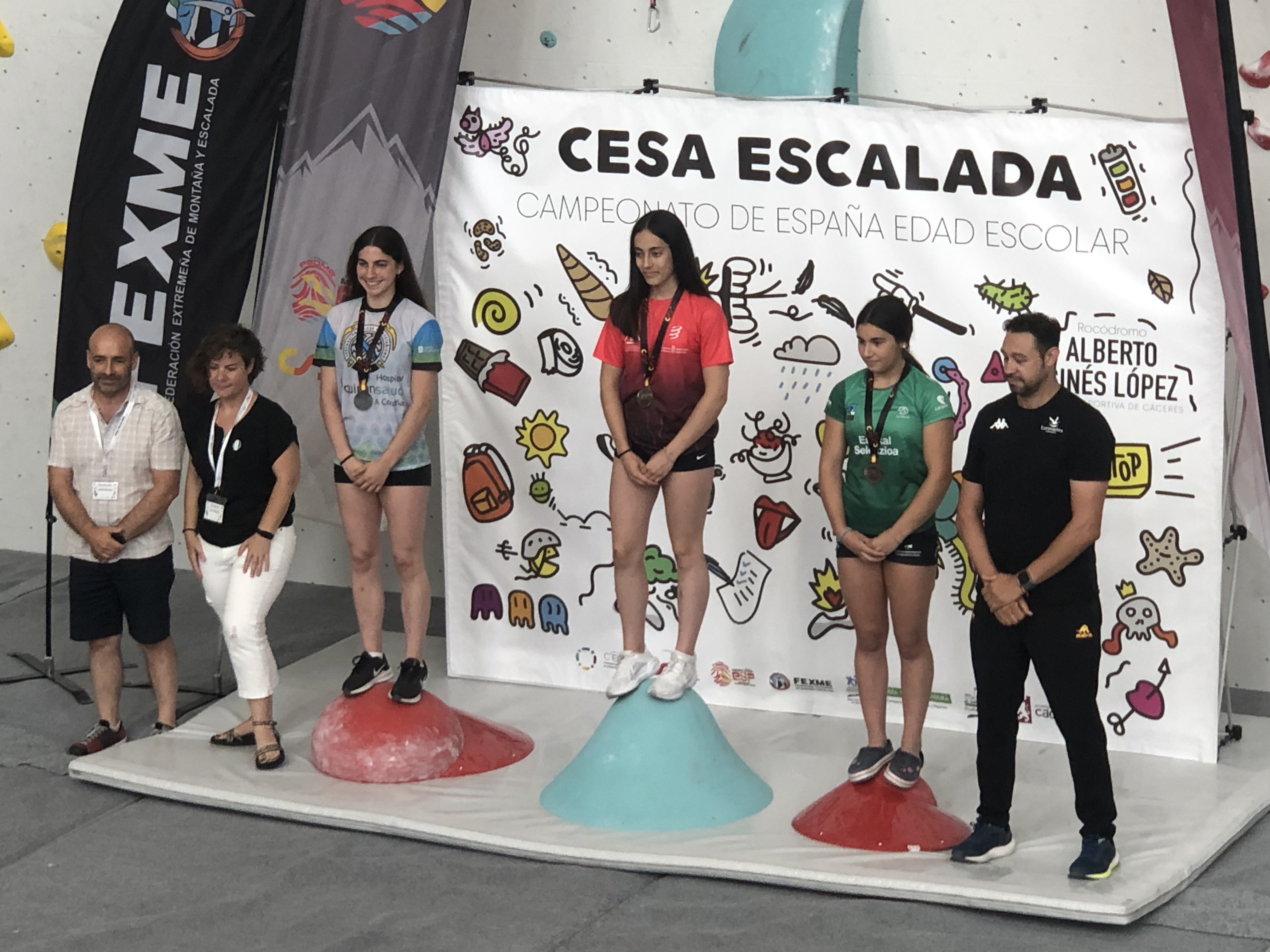 Haizea Pinto revalida el oro sub17 en escalada de velocidad en el Campeonato de España escolar