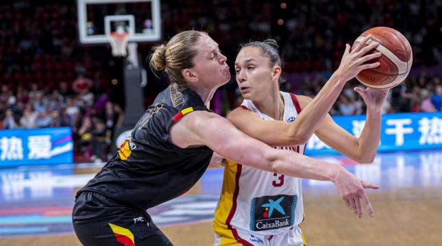 Irati Etxarri logra una plata histórica, pero amarga, en el Eurobasket