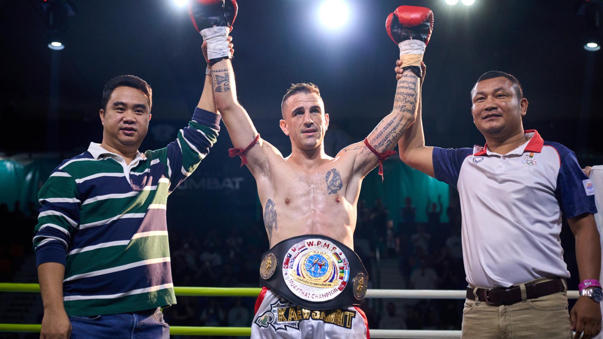 Mikel Fernández, subcampeón de Europa de Muay Thai en Atenas