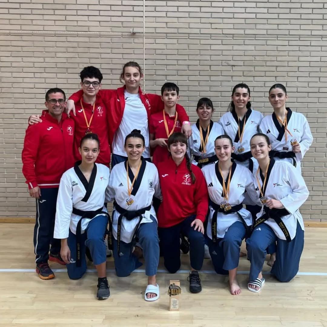 La selección navarra de taekwondo brilla en el “Open de Aragón”