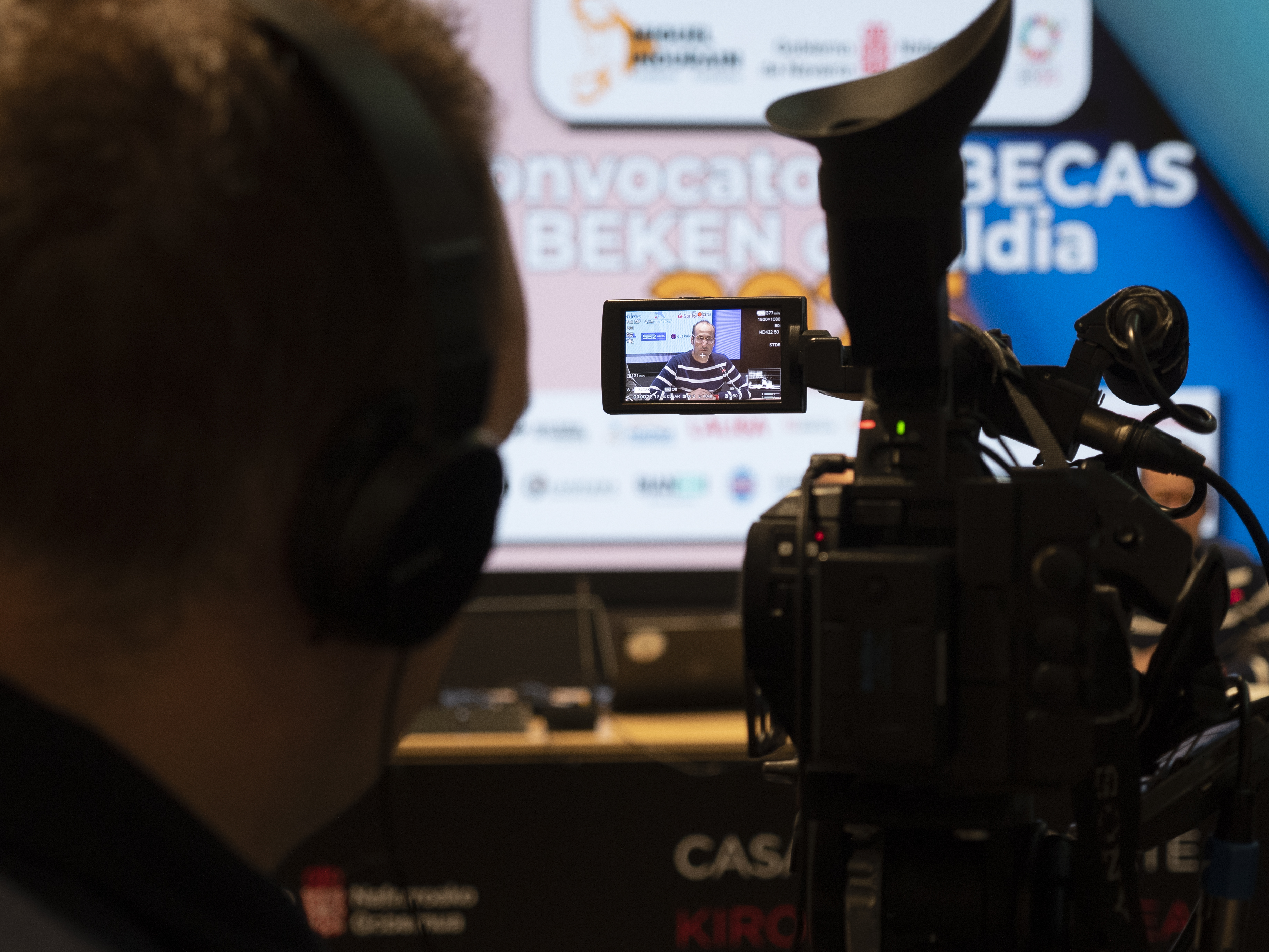 Presentación convocatoria becas por resultados 2025 - 2