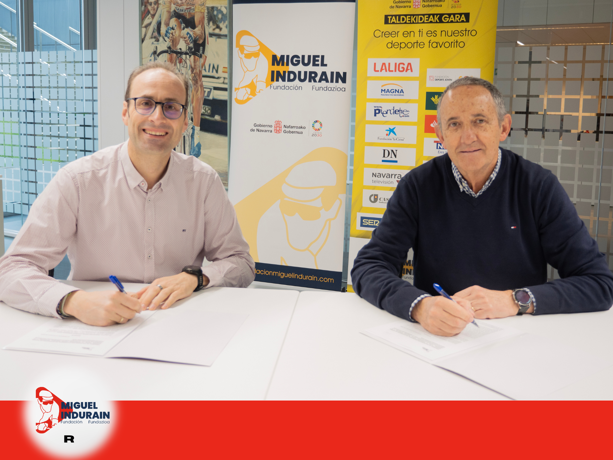 Firma del convenio de colaboración con la Federación Navarra de Ciclismo - Imagen 3